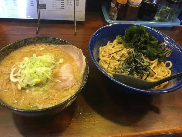 「味噌つけ麺 半わかめ」@らーめん むげんの写真