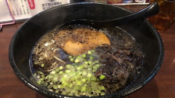 「ブラックラーメン」@熊本ラーメン 大悟の写真