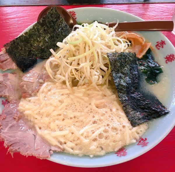 「ネギトロラーメン」@壱発ラーメン 八王子店の写真