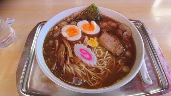 「玉子入りワンタン麺」@大勝軒 武蔵高萩店の写真