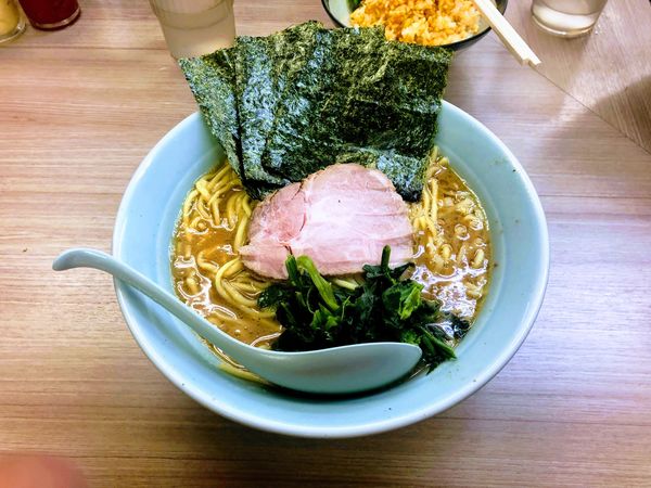「ラーメン」@横浜ラーメン 武蔵家 白山店の写真