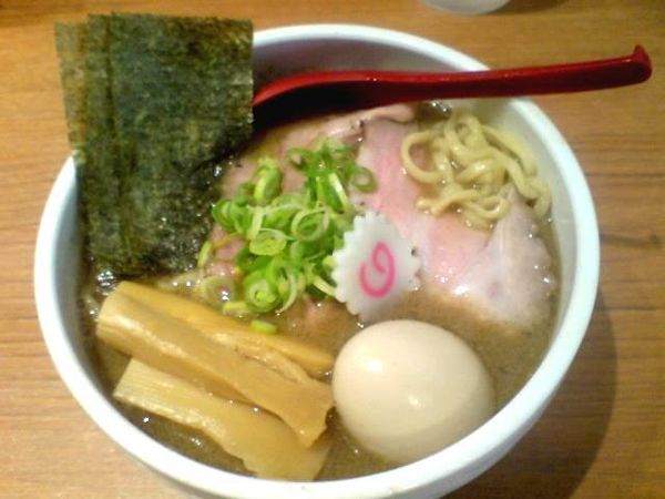 「特製煮干中華そば(800円＋200円)」@煮干中華そば 鈴蘭 新宿店の写真