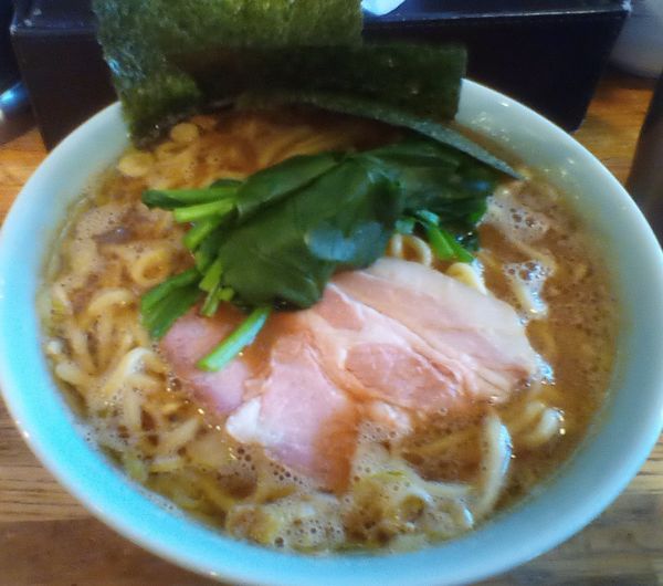 「家系ラーメン泉家」@麺屋 庄太 六浦本店の写真