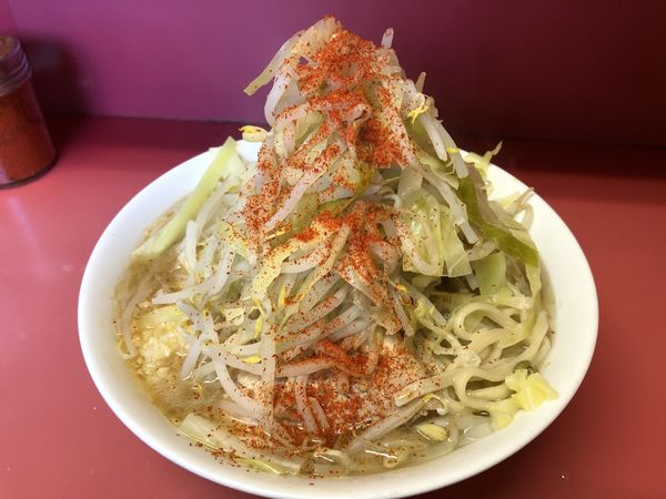 「小ラーメン 豚2枚 780円 ニンニク」@ラーメン二郎 ひばりヶ丘駅前店の写真