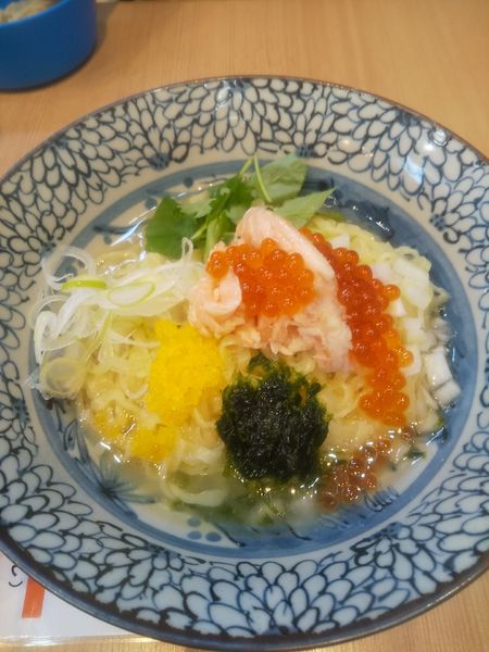「和えSOBA(サーモンとイクラの山葵和えそば)」@拉麺 イチバノナカの写真
