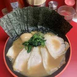 チャーシュー麺　並　固め　極上のり　サービス　味玉