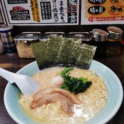 塩ラーメン大盛（500円）