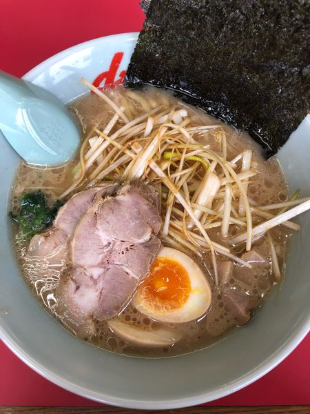 「ねぎラーメン　770円」@ラーメン山岡家 音羽蒲郡店の写真