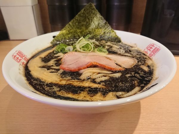 「庄太ブラック」@麺屋 庄太 赤坂店の写真