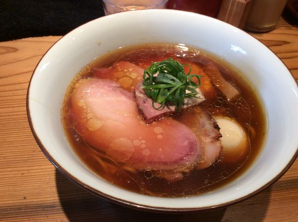 「特製醤油ラーメン」@らぁめん鴇の写真