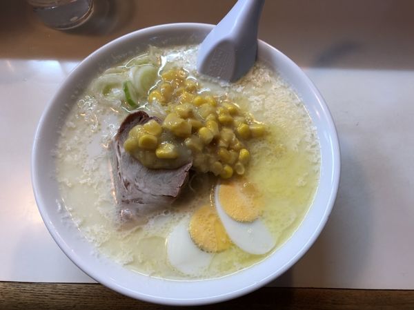「牛乳コーンラーメン」@札幌ラーメンこぐまの写真