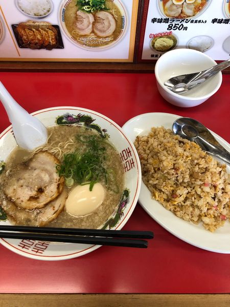 「ラーメン チャーハン」@博多だるま 総本店の写真