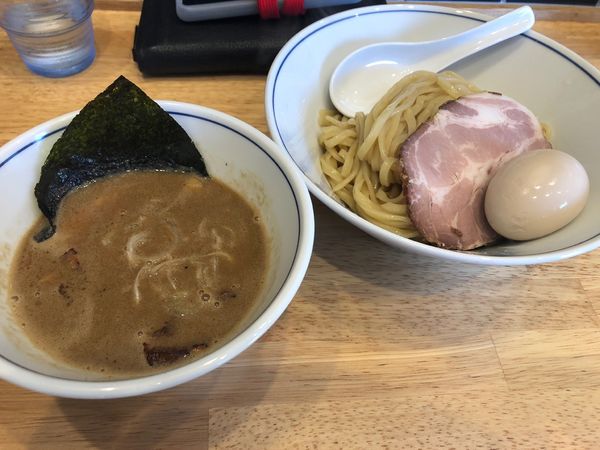 「煮干しつけ麺（味玉トッピング）」@麺や たけ田の写真