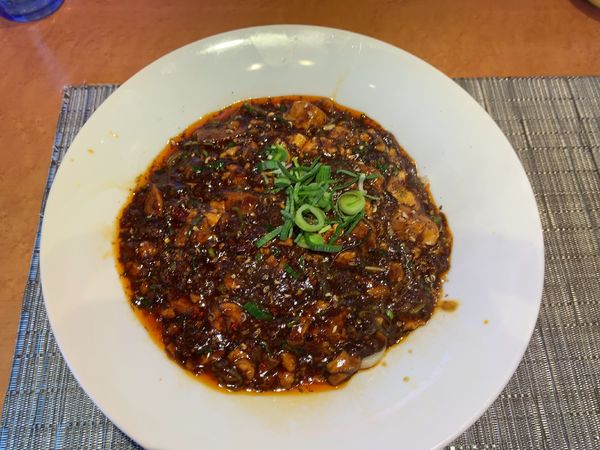 「麻婆豆腐掛け麺追い飯付き1200円」@柴崎亭の写真