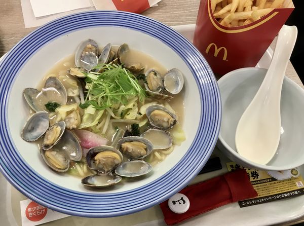 「あさりたっぷりちゃんぽん」@長崎ちゃんぽん リンガーハット イズミヤ千里丘店の写真