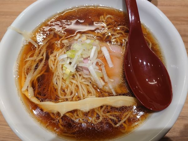 「鶏そば淡麗大盛」@鶏そば うえ原の写真