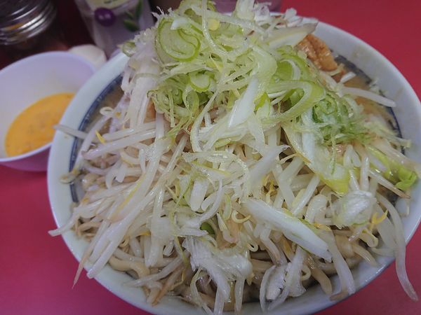 「小豚 ネギ」@ラーメン二郎 桜台駅前店の写真