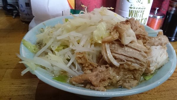 「ラーメン(そのまま)￥８００」@ラーメン髭の写真