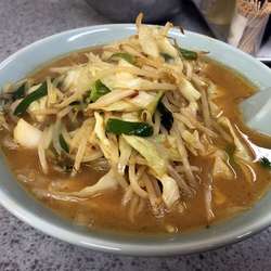 ミソラーメン小（850円）