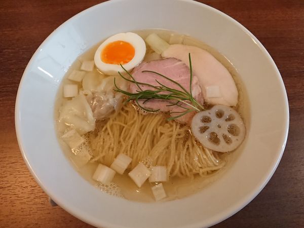 「焼鯵煮干し塩らあめん」@らあめん あじるくの写真