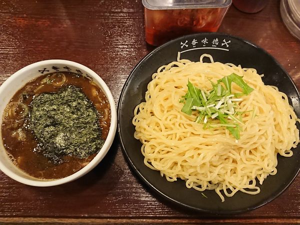 「魚介牛骨つけ麺大盛￥８５０」@牛骨ラーメン 香味徳の写真