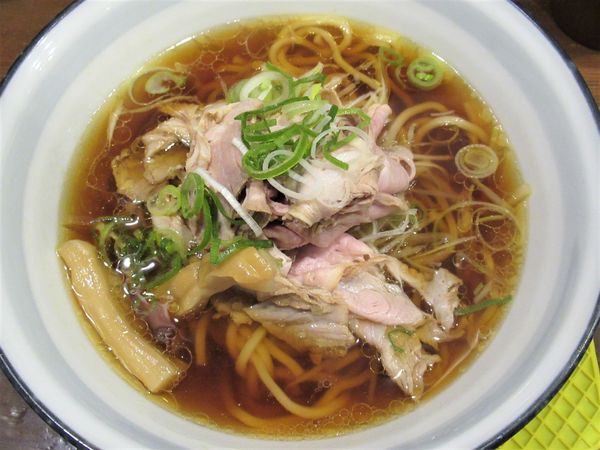 「貝醤油ブラック（1,320円）」@まりお流らーめんの写真