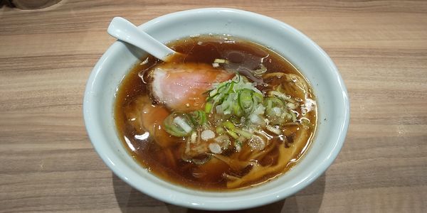 「淡麗鶏そば」@鶏そば うえ原の写真