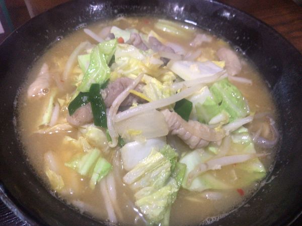 「特製もつラーメン750円」@やきとりかずの写真