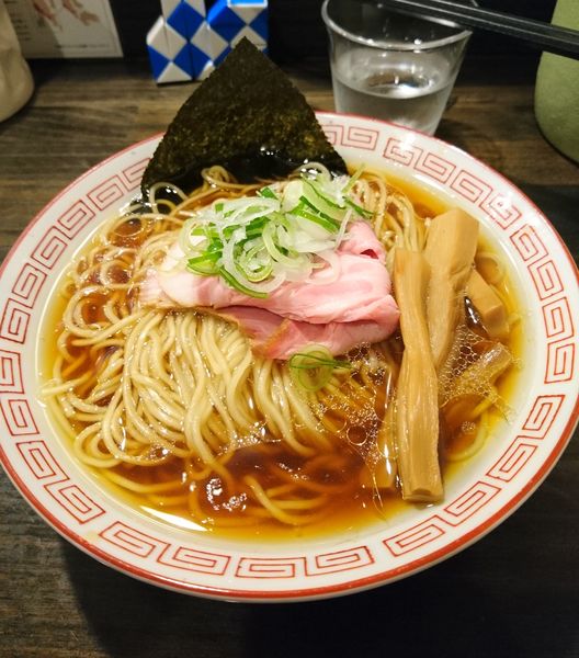 「チキンラーメン醤油 大盛」@燵家製麺の写真
