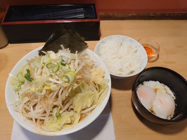 「ラーメン豚無し¥750+温玉×2 白飯¥150」@ちばから 郡山店の写真