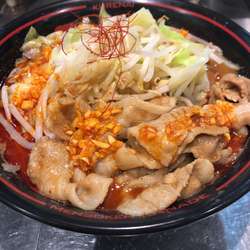紅ラーメン