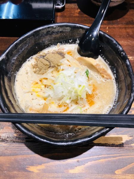 「ラーメン(800円)」@麺や 蒼 AOIの写真