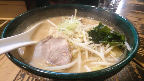 「【昼】札幌味噌」@北海道らーめん 味丸 渋谷宇田川店の写真