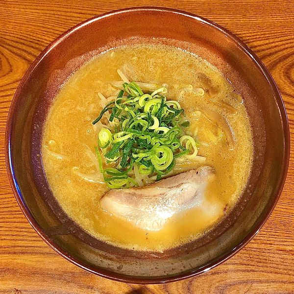 「赤味噌らーめん(並盛)690円‬」@味噌麺処 伝蔵 渋谷センター街店の写真