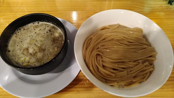「鶏白湯塩つけ麺」@中華そば 桐麺 総本店の写真