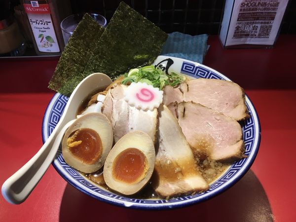 「特製背脂醤油ラーメン」@風は南からの写真