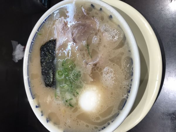 「味玉豚骨ラーメン」@中洲 川端 きりんの写真