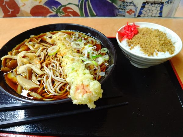 「一石二鳥そばセット(並盛)530円」@そば・うどん 八起家 西口店の写真