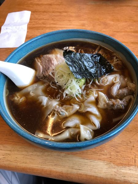 「醤油ワンタンラーメン大盛」@らーめん 大雅の写真