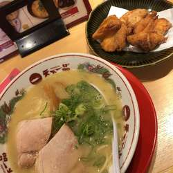 唐揚げ定食1030円
