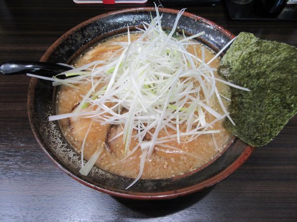 「ネギ味噌チャーシュー麺（９９０円）」@麺屋 たかみの写真
