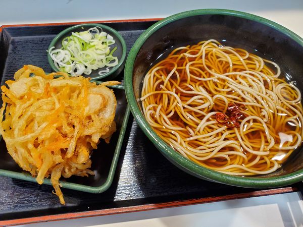 「かき揚げそば440円」@ゆで太郎 竹橋店の写真