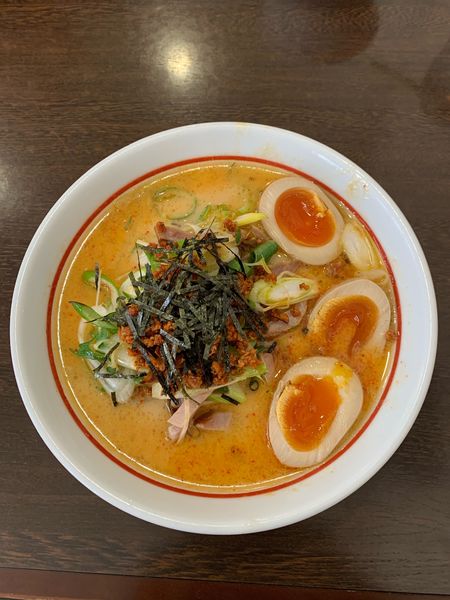 「炒めねぎ味噌牛乳坦らーめんTP味玉」@旭川ラーメン かかしの写真