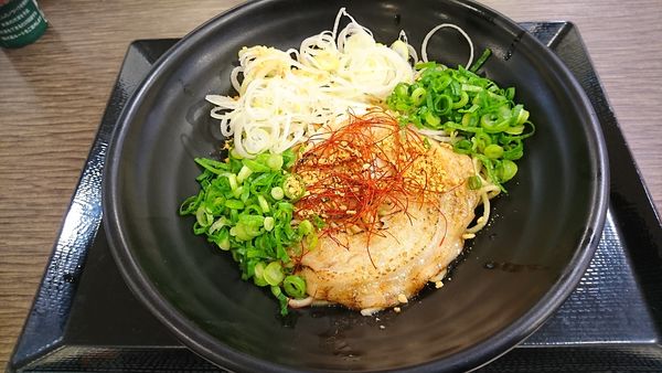 「旨みの効いた油そば」@らぁ麺MORIZUMIの写真