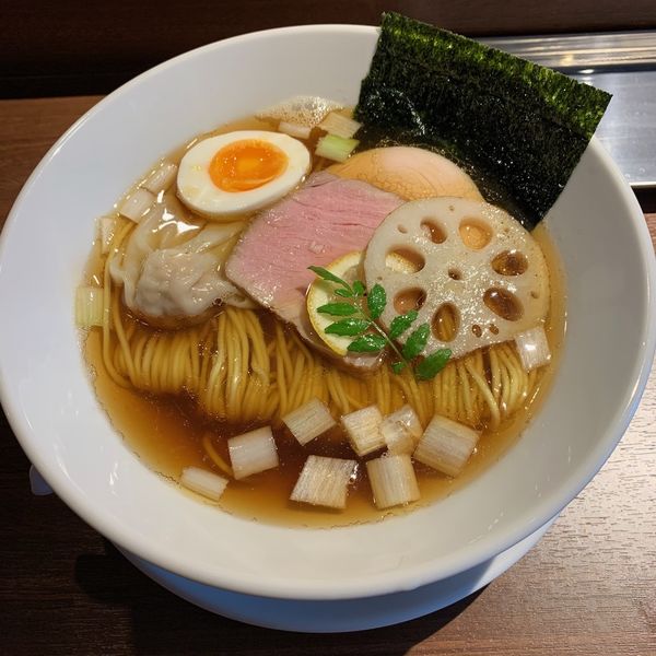 秋刀魚節醤油らあめん