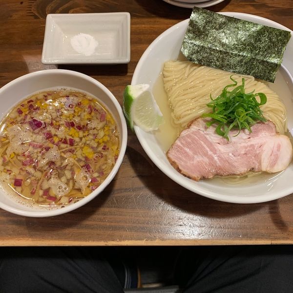特製らぁ麺（醤油）＋つけ麺昆布水Ver.（写真）