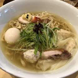 特製塩そば　大盛