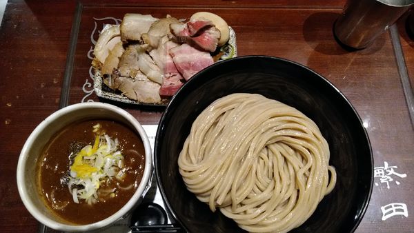 「特製つけ麺+大盛+肉増し」@つけ麺 繁田の写真