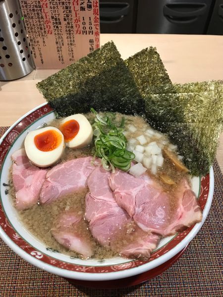 「特製背脂煮干し中華そば」@らーめん セアブラノ神 壬生本店の写真