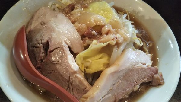 「二郎系リスペクト（月1回限定）＋豚カス」@麺処 夏海の写真